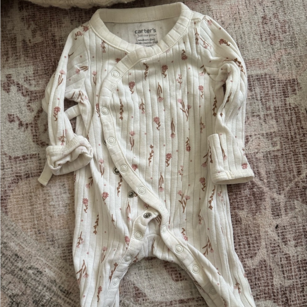 Carter’s baby girl outfit